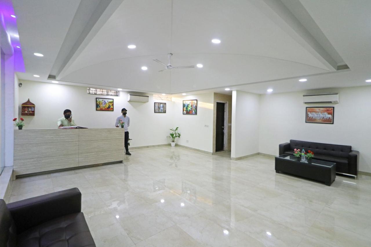 Hotel D"Capitol Plaza Igi Airport New Delhi Exteriör bild